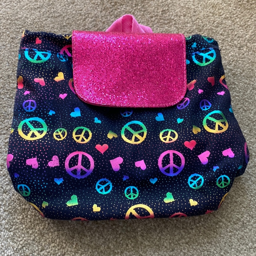 Heart/Peace Sign Purse/Backpack Style w/ adjustable straps